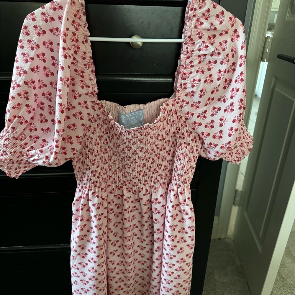 Hill house Athena nap dress. Retails for $128. Size small. Euc.